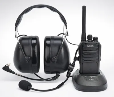 הסט המושלם לתקשורת באזורי רעשKING 19    EARMUFF